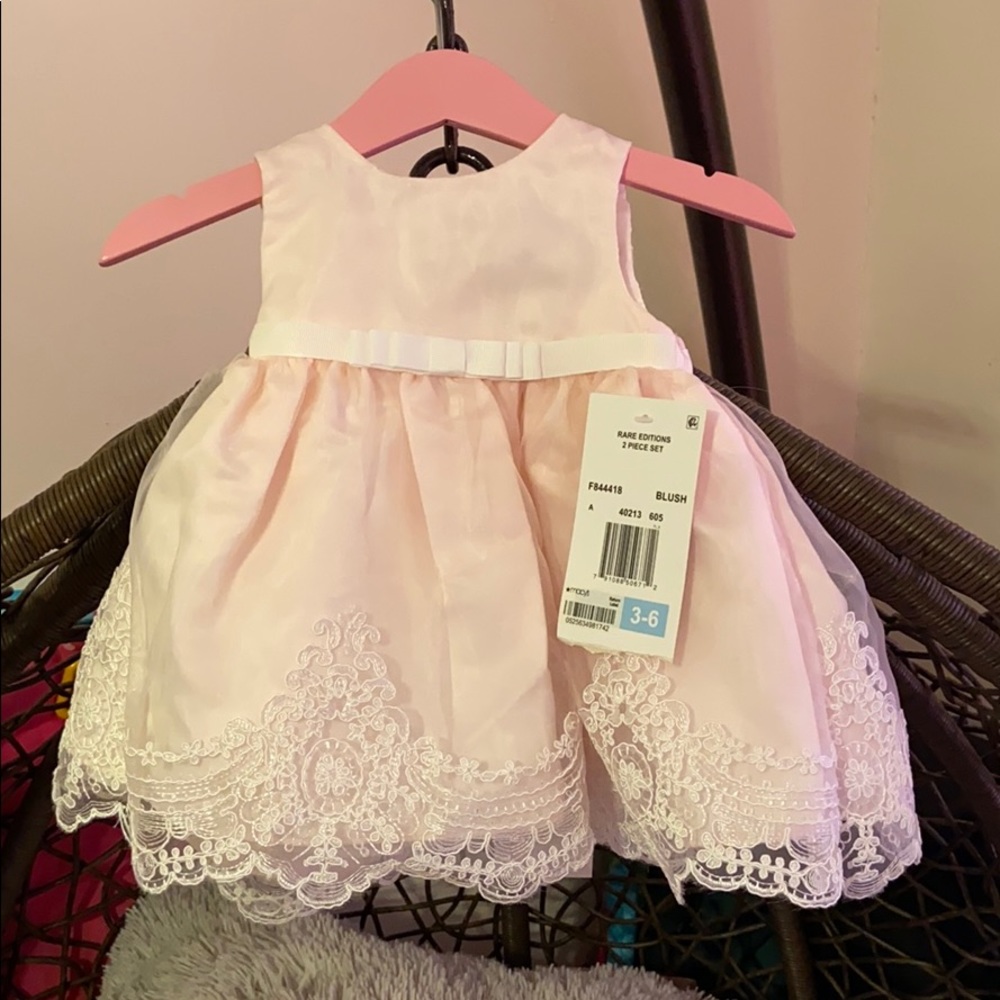 🔴SOLD🔴Beautiful formal dress w/ bloomers